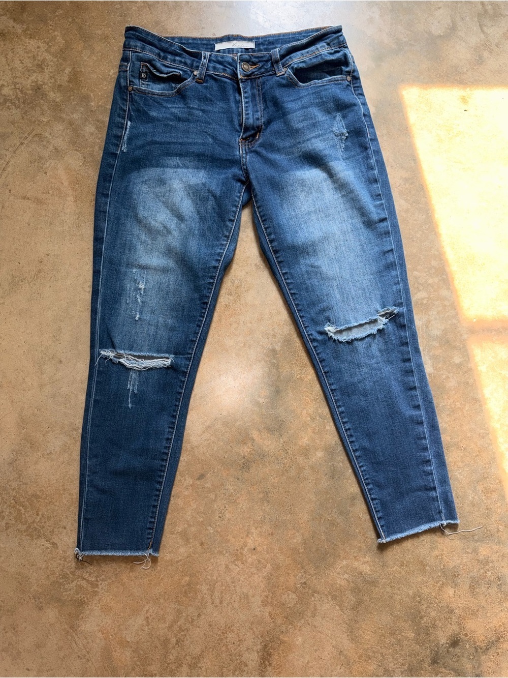 KanCan Dark Blue Ankle Crop Distressed Raw Hem Jeans - Size 26 Size 5